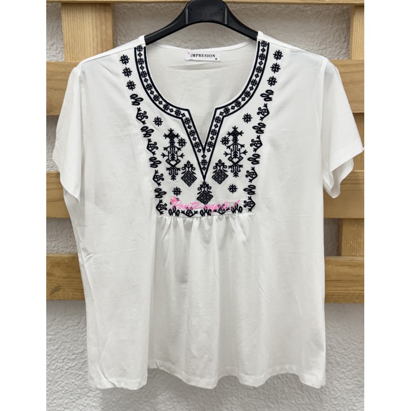 CAMISETA  CELIA